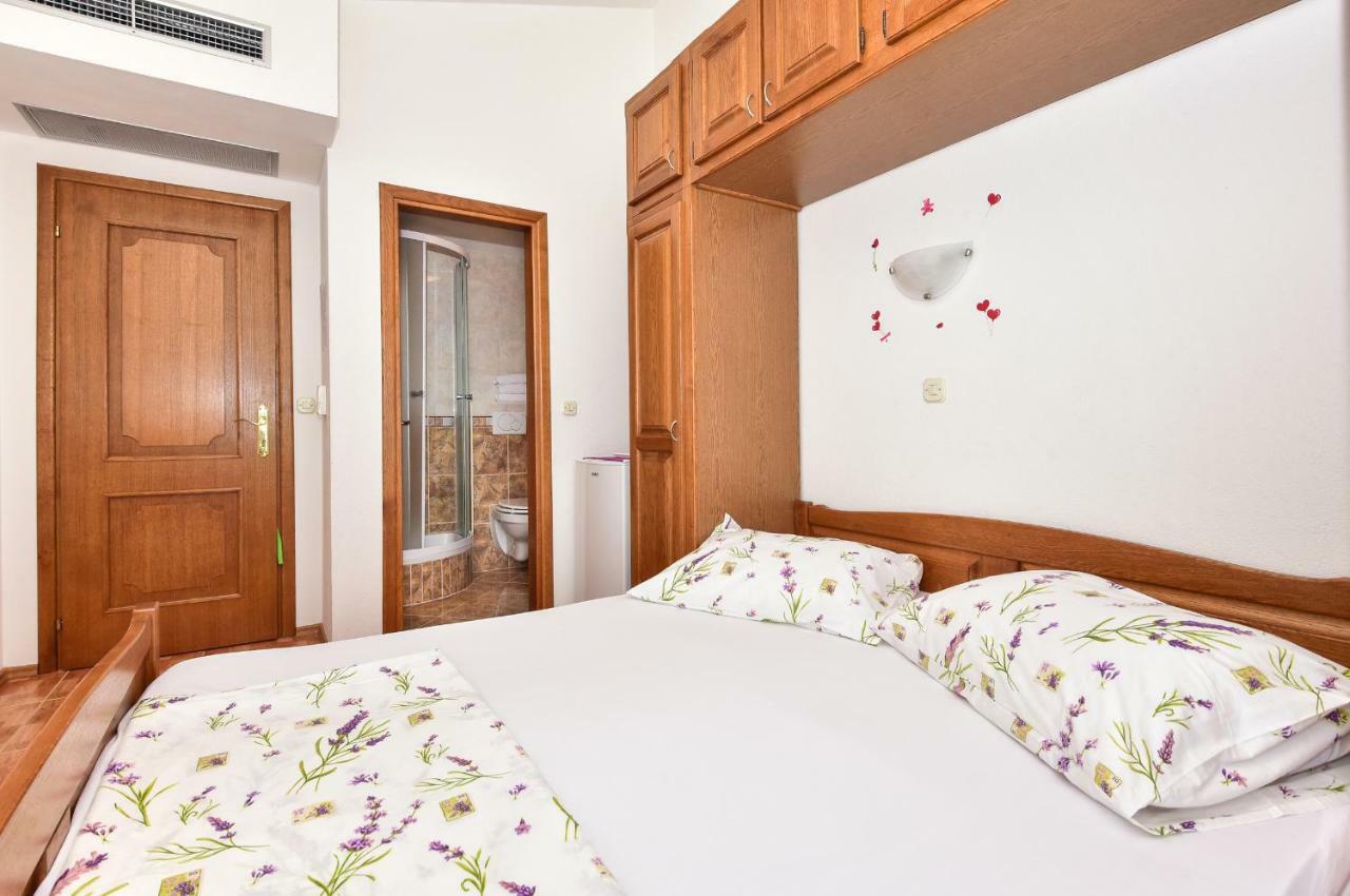 Apartmani Roso Makarska Kültér fotó